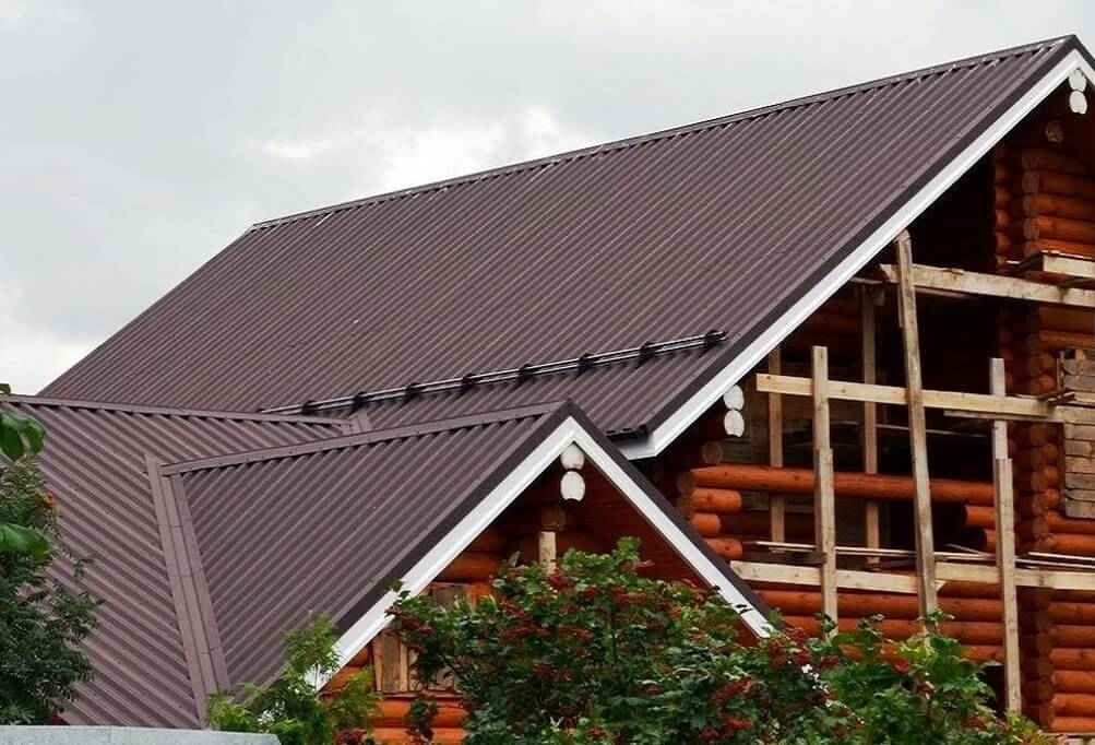 Пример монтажа кровельного профнастила МП35